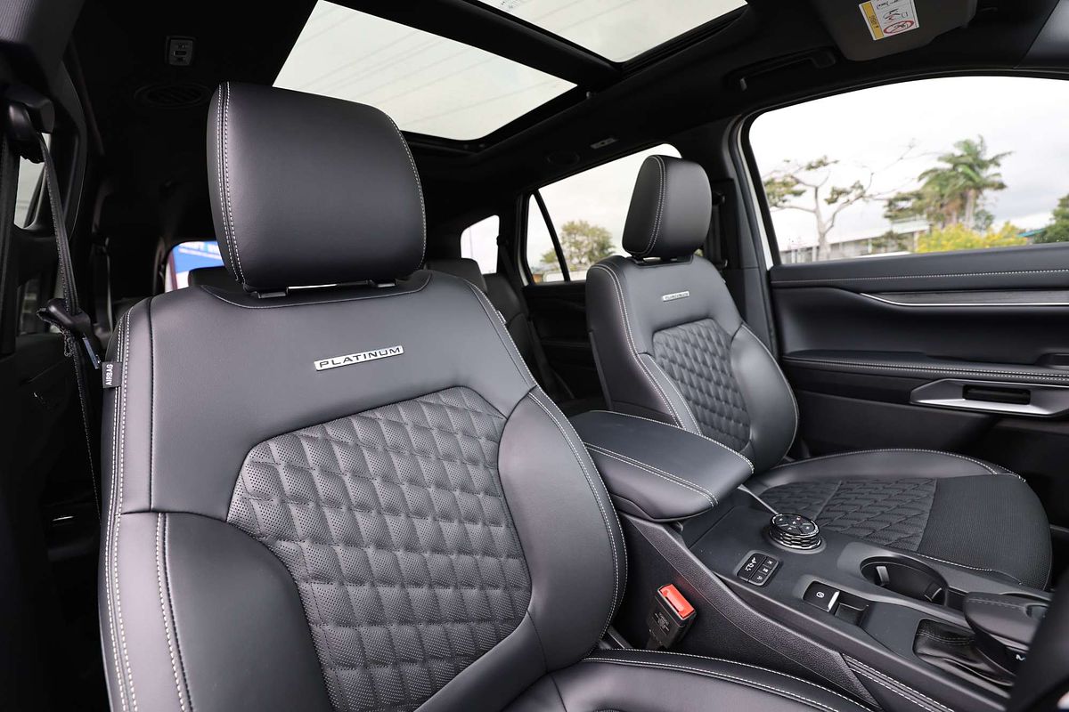 2025 Ford Everest Platinum 3.0L