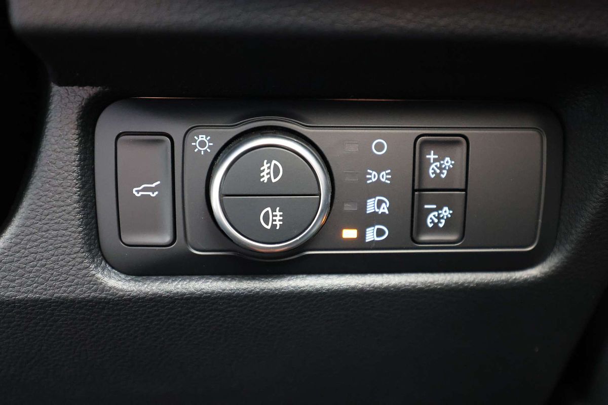 2025 Ford Everest Platinum 3.0L