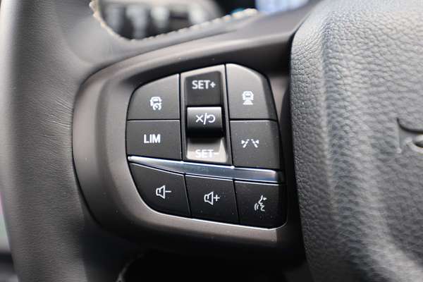 2025 Ford Everest Platinum 3.0L