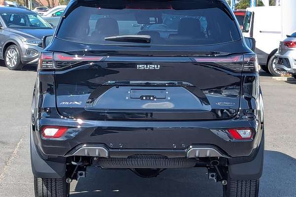 2025 Isuzu MU-X LS-T