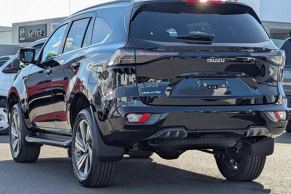 2025 Isuzu MU-X LS-T