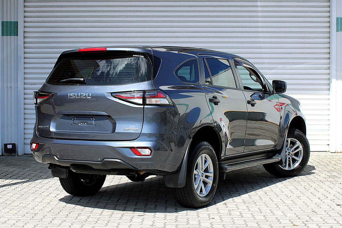2022 Isuzu MU-X LS-M