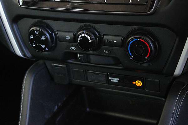 2022 Isuzu MU-X LS-M