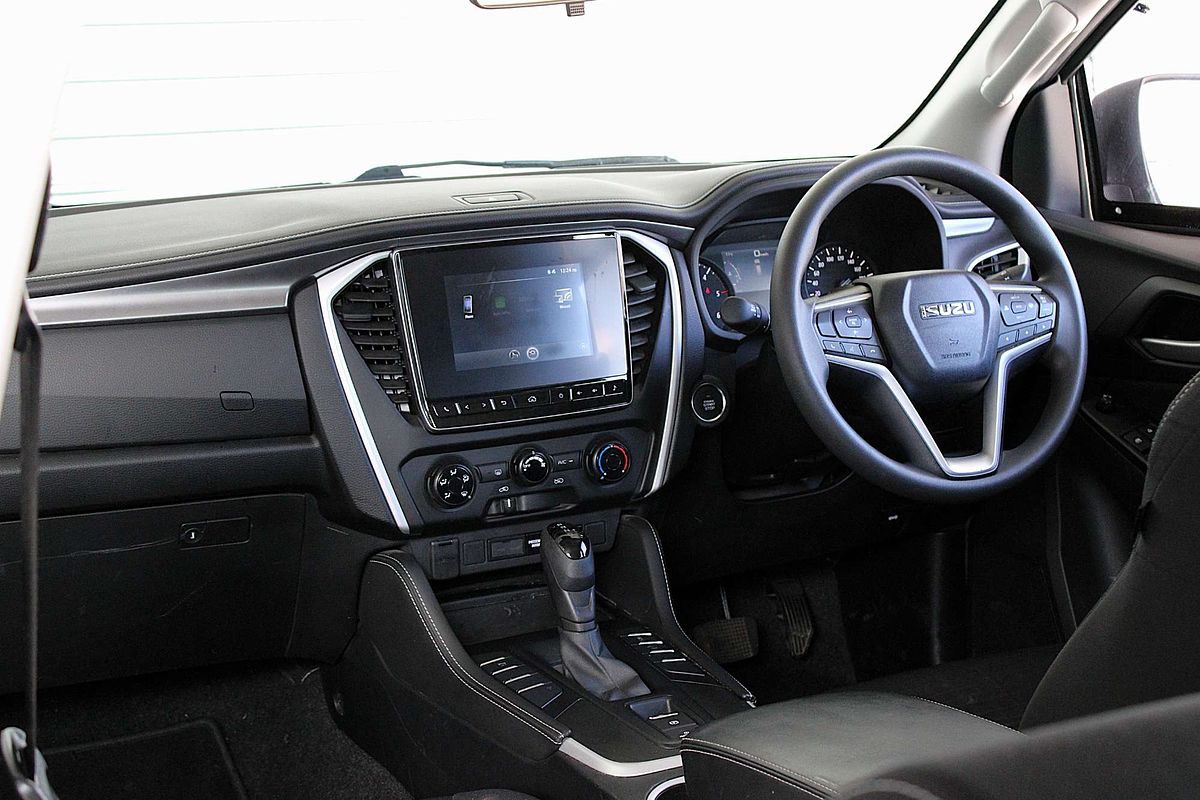 2022 Isuzu MU-X LS-M