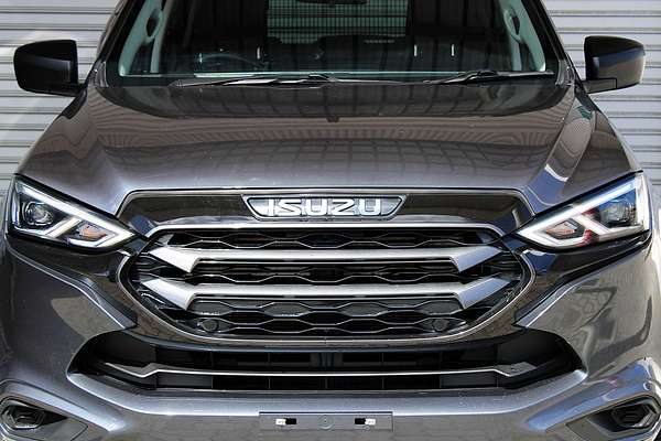 2022 Isuzu MU-X LS-M