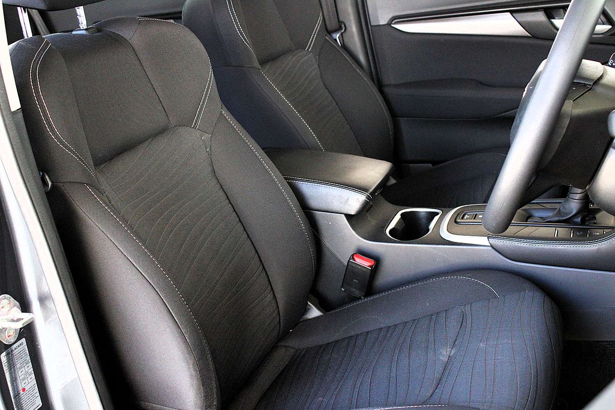 2022 Isuzu MU-X LS-M