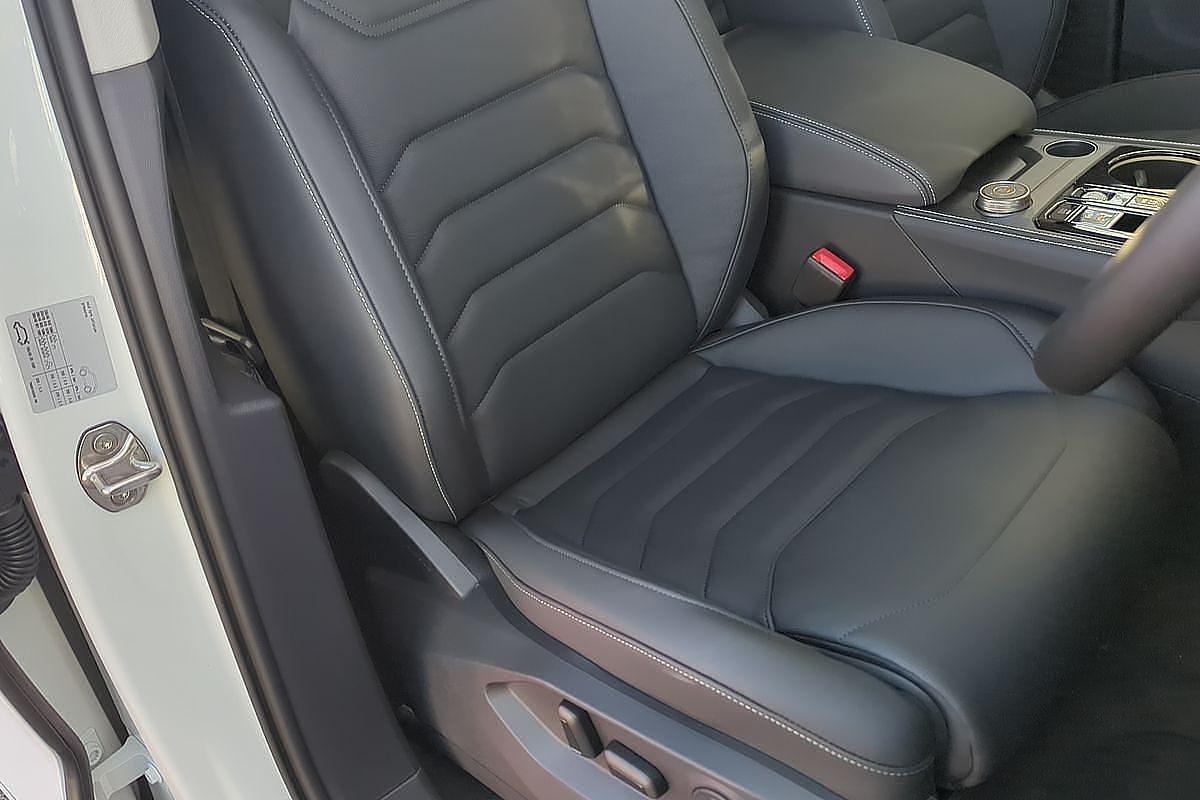 2025 Volkswagen Touareg 170TDI RC