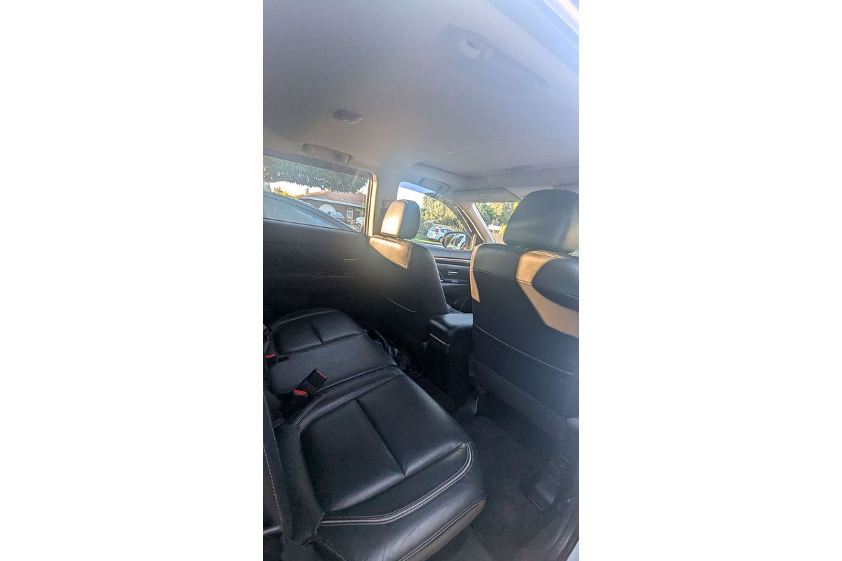 2018 Mitsubishi Outlander PHEV Exceed ZK