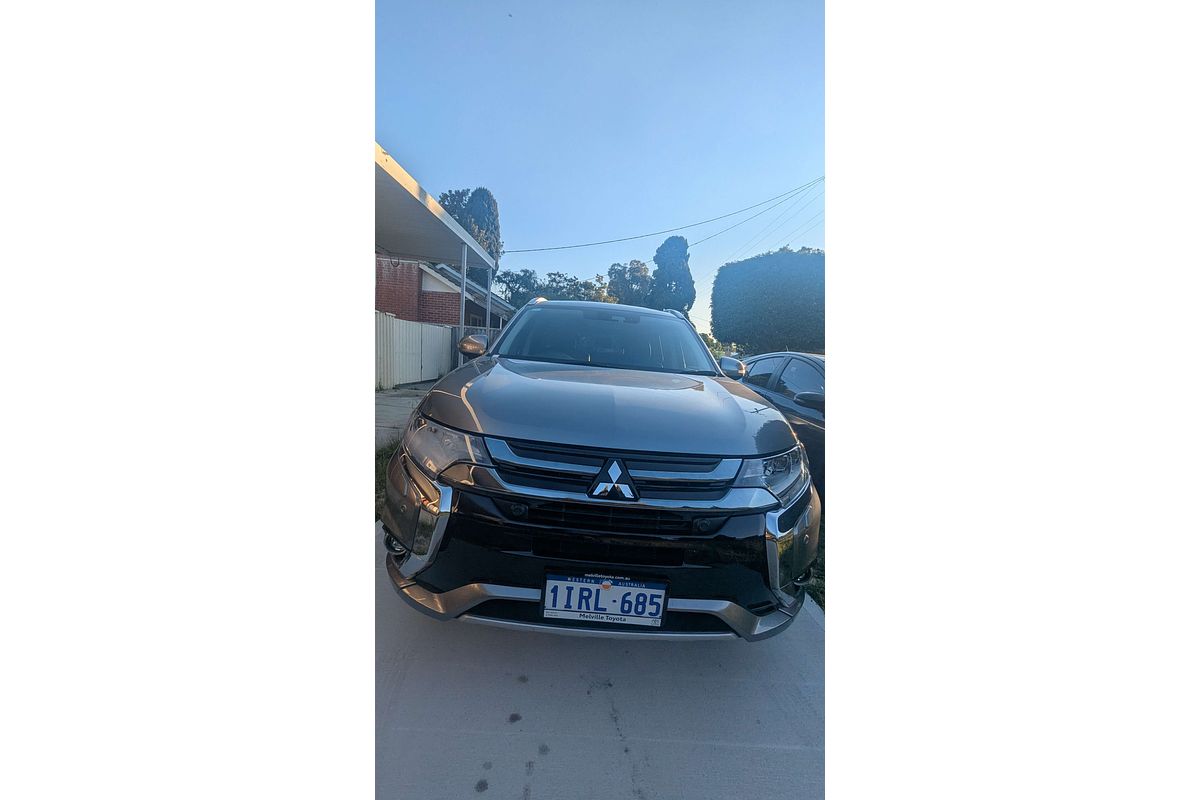 2018 Mitsubishi Outlander PHEV Exceed ZK