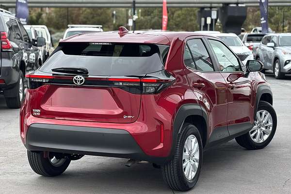 2024 Toyota Yaris Cross GXL MXPJ10R