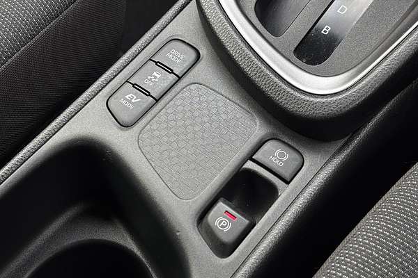 2024 Toyota Yaris Cross GXL MXPJ10R