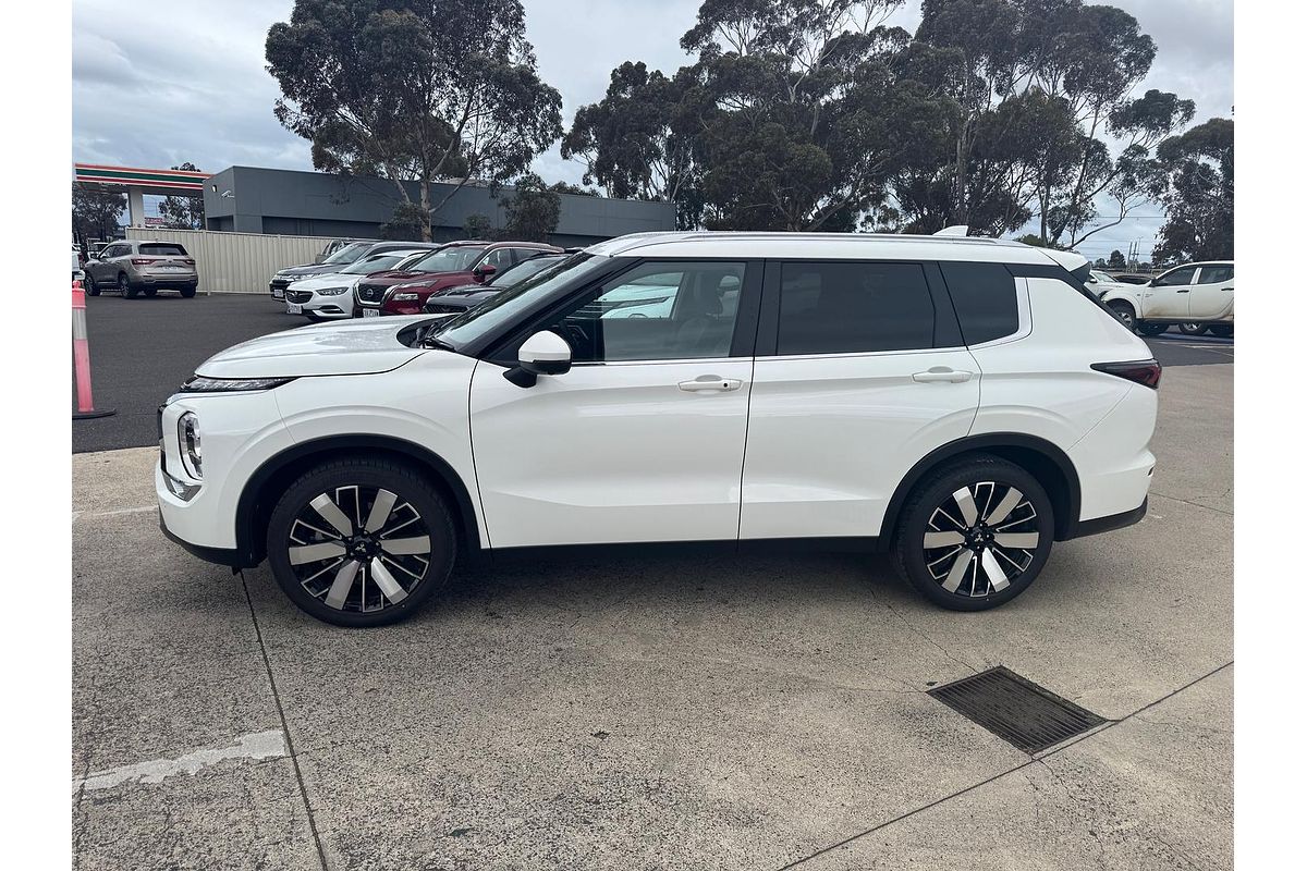 2025 Mitsubishi Outlander Aspire ZM