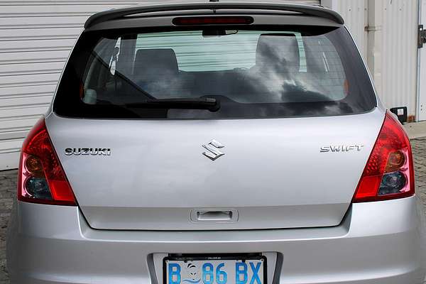 2009 Suzuki Swift RS415