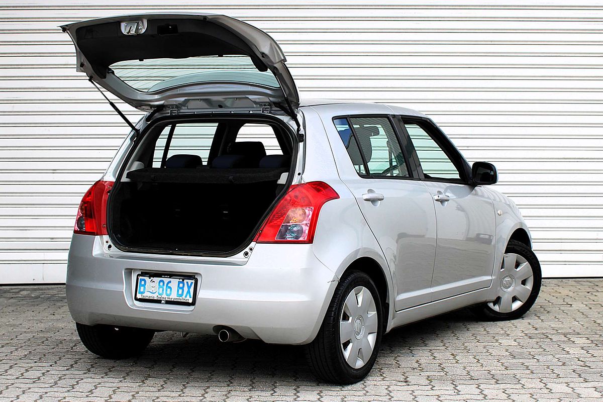 2009 Suzuki Swift RS415