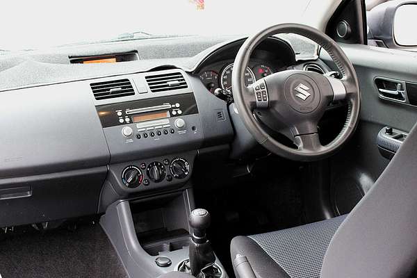 2009 Suzuki Swift RS415