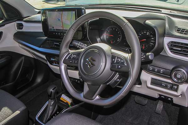 2025 Suzuki Swift Hybrid GLX UZ