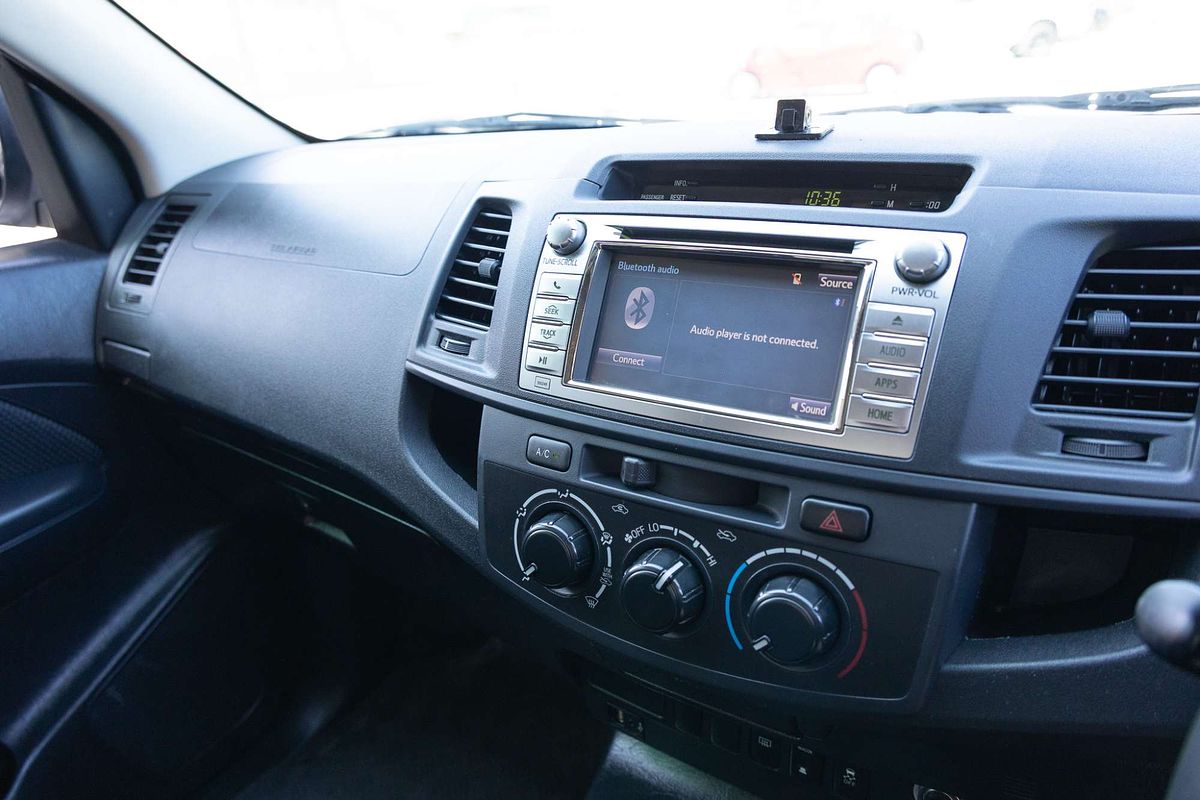 2014 Toyota Hilux SR KUN26R 4X4