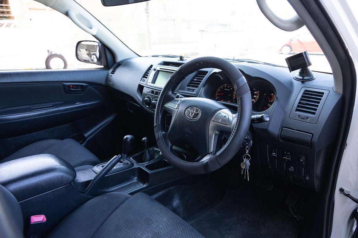 2014 Toyota Hilux SR KUN26R 4X4
