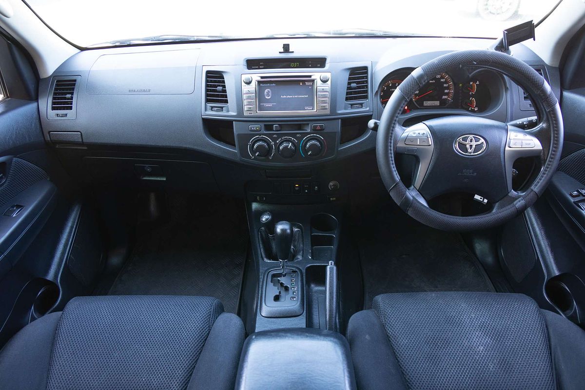 2014 Toyota Hilux SR KUN26R 4X4