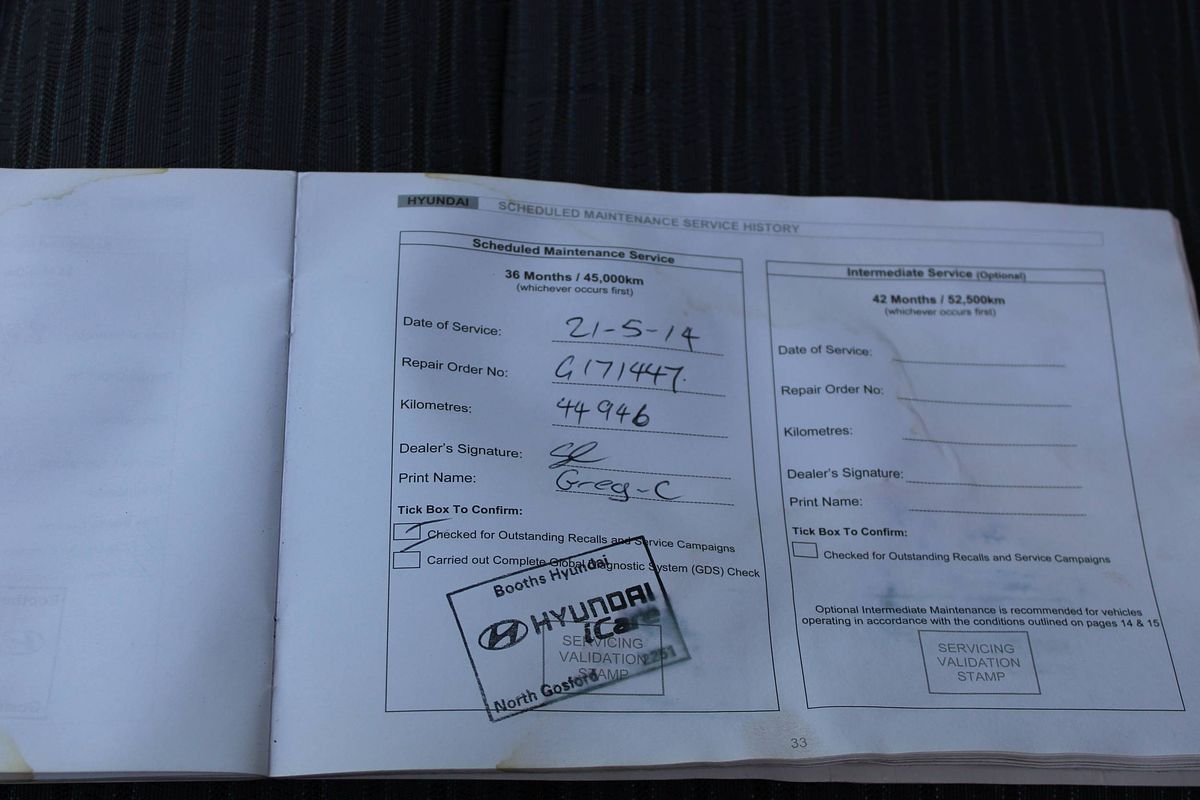 2011 HYUNDAI iLOAD CREW 5 SP MANUAL 4D VAN 4CYL