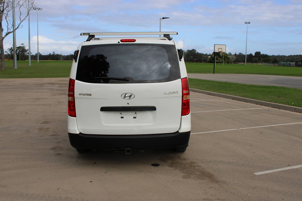 2011 HYUNDAI iLOAD CREW 5 SP MANUAL 4D VAN 4CYL