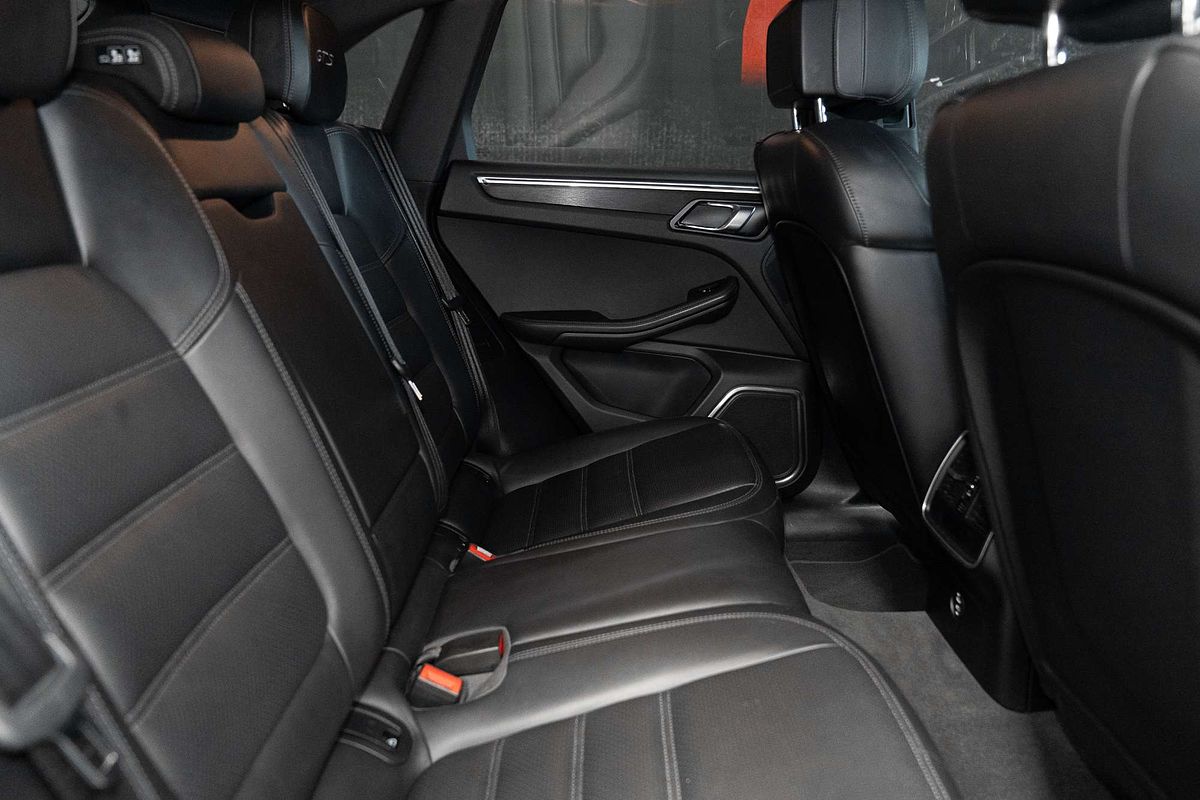 2020 Porsche Macan GTS 95B