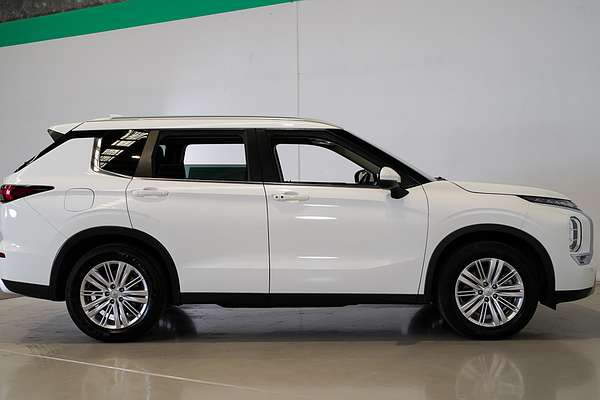 2021 Mitsubishi Outlander LS ZM