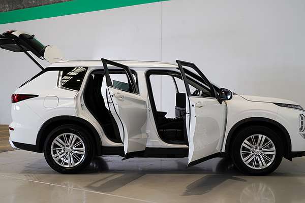 2021 Mitsubishi Outlander LS ZM