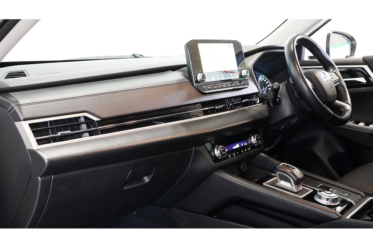 2021 Mitsubishi Outlander LS ZM