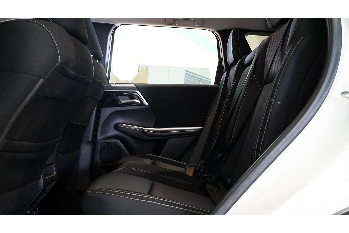 2021 Mitsubishi Outlander LS ZM