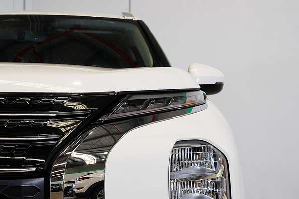 2021 Mitsubishi Outlander LS ZM