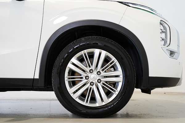 2021 Mitsubishi Outlander LS ZM