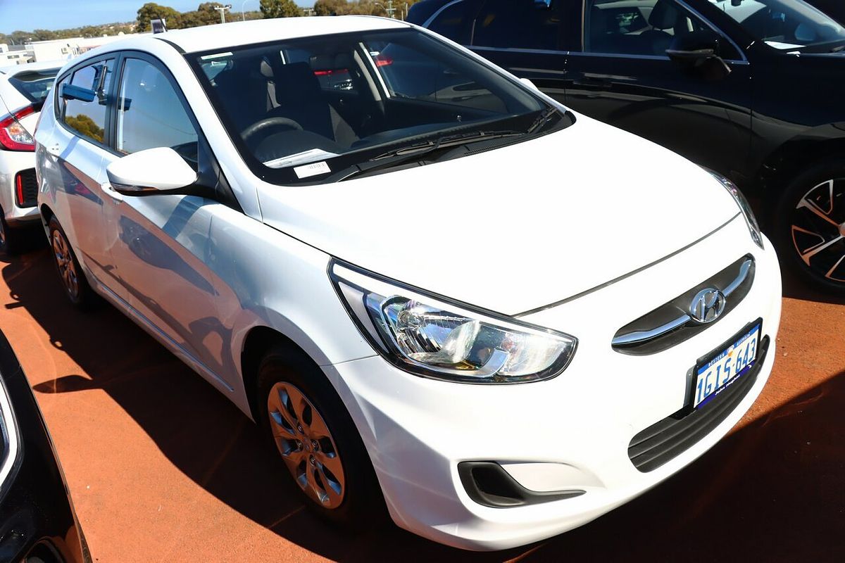2017 Hyundai Accent Active RB4