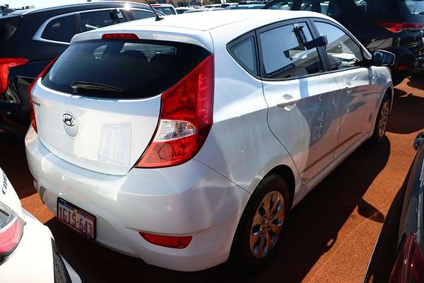 2017 Hyundai Accent Active RB4