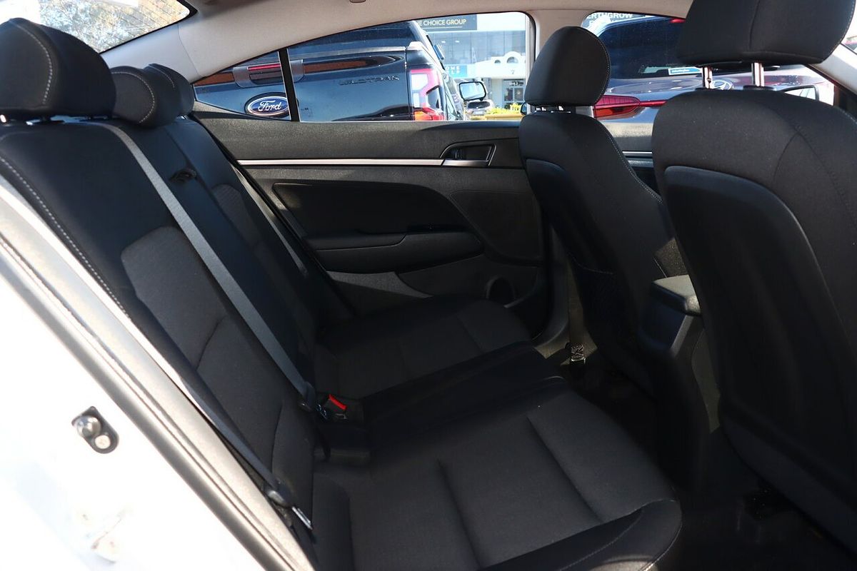 2017 Hyundai Elantra Active AD