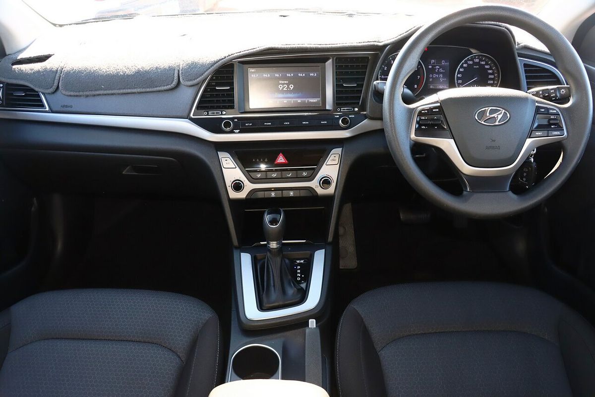 2017 Hyundai Elantra Active AD