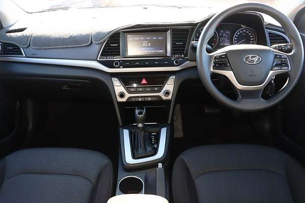 2017 Hyundai Elantra Active AD