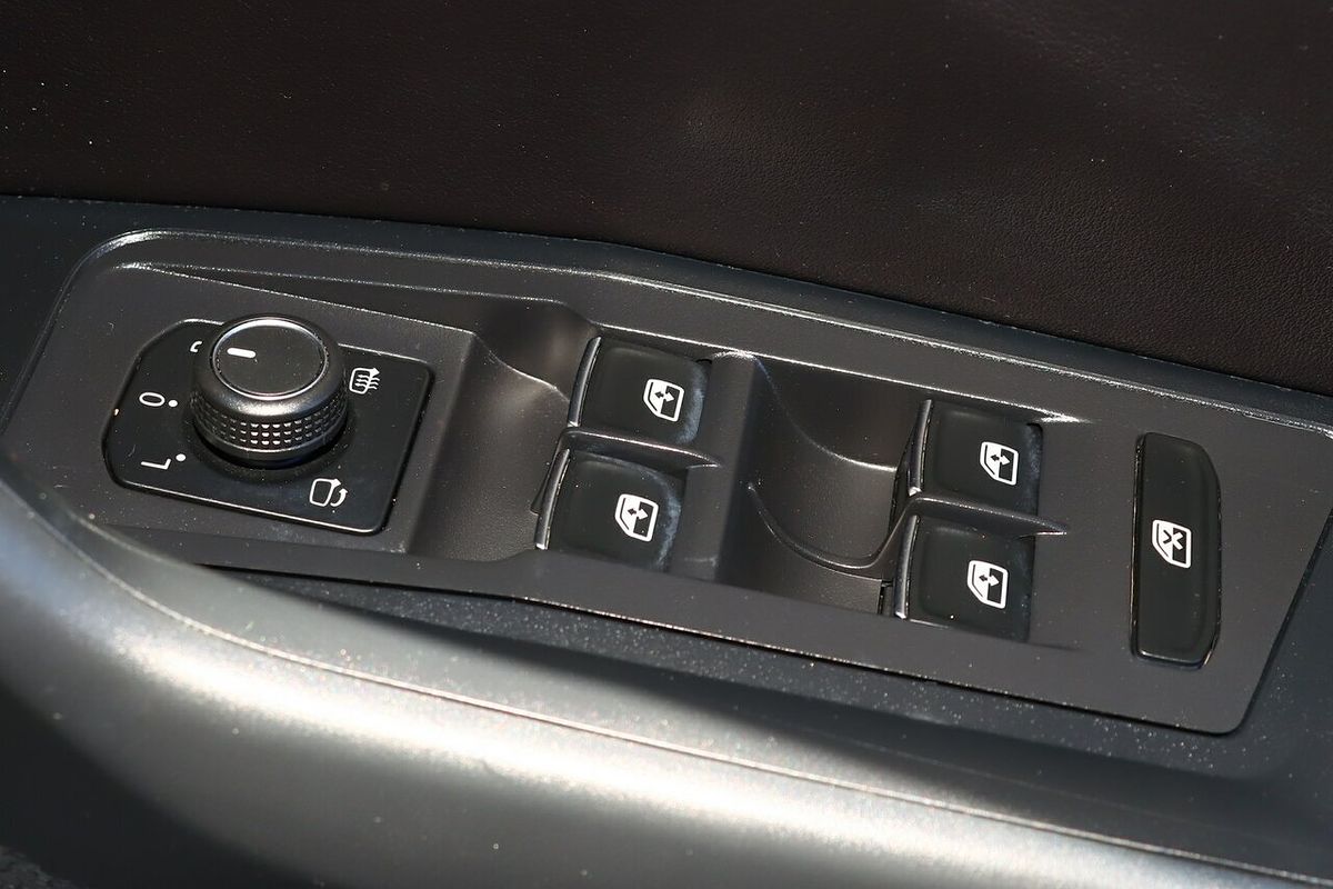 2023 Volkswagen T-Roc 110TSI Style D11
