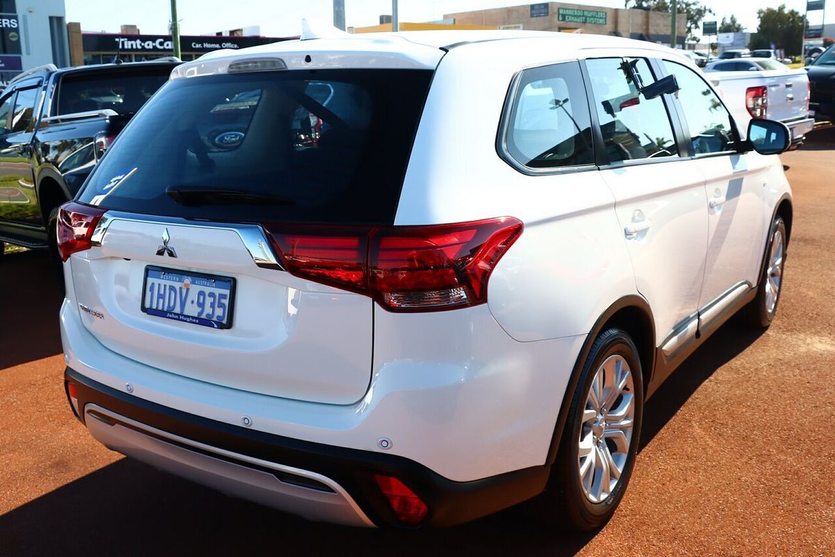 2020 Mitsubishi Outlander ES ZL