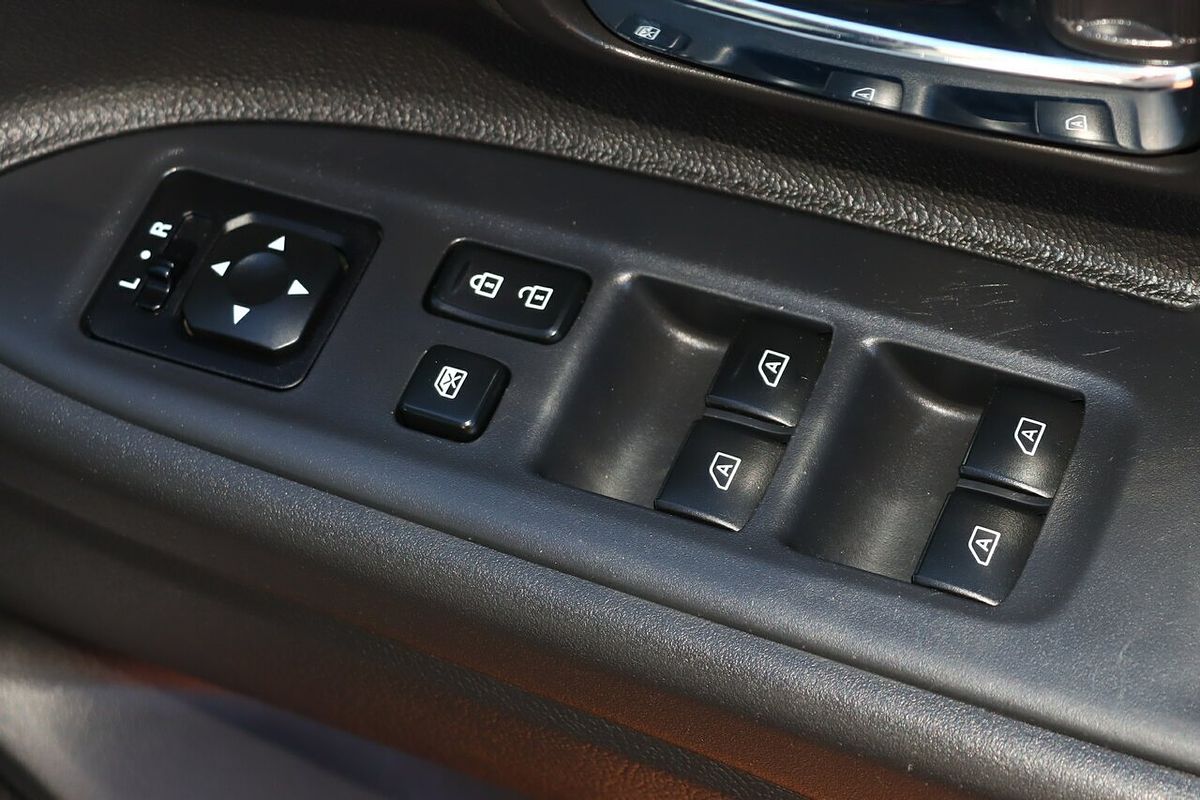 2020 Mitsubishi Outlander ES ZL