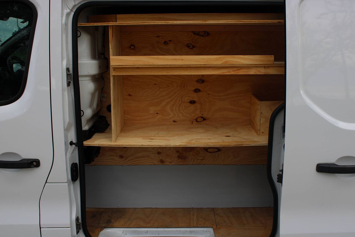 2017 RENAULT TRAFIC LWB LOW 6 SP MANUAL 4D VAN DT4