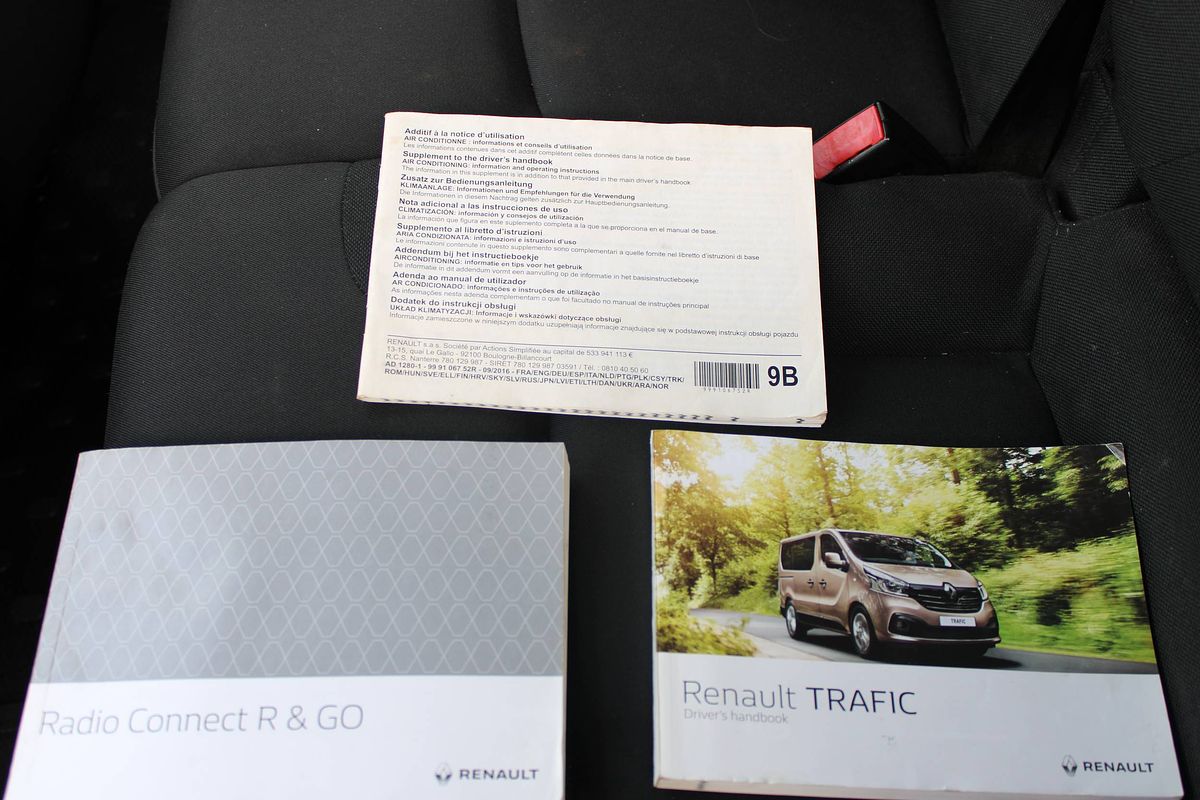 2017 RENAULT TRAFIC LWB LOW 6 SP MANUAL 4D VAN DT4