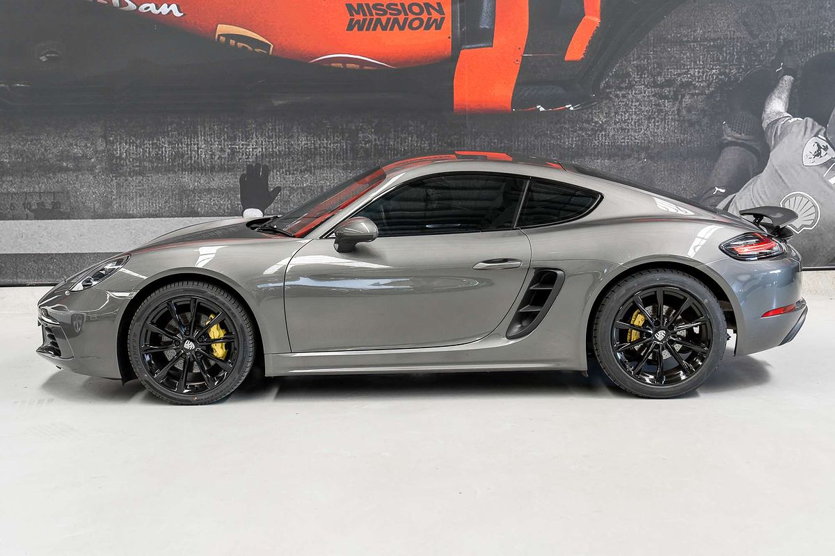 2019 Porsche 718 Cayman 982