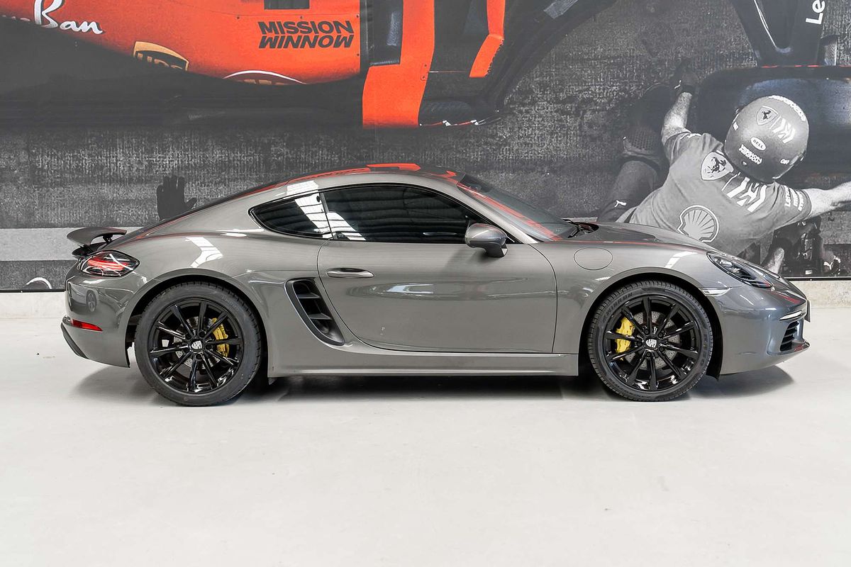 2019 Porsche 718 Cayman 982
