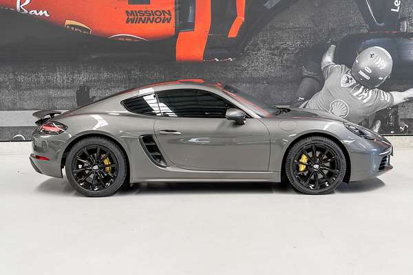 2019 Porsche 718 Cayman 982