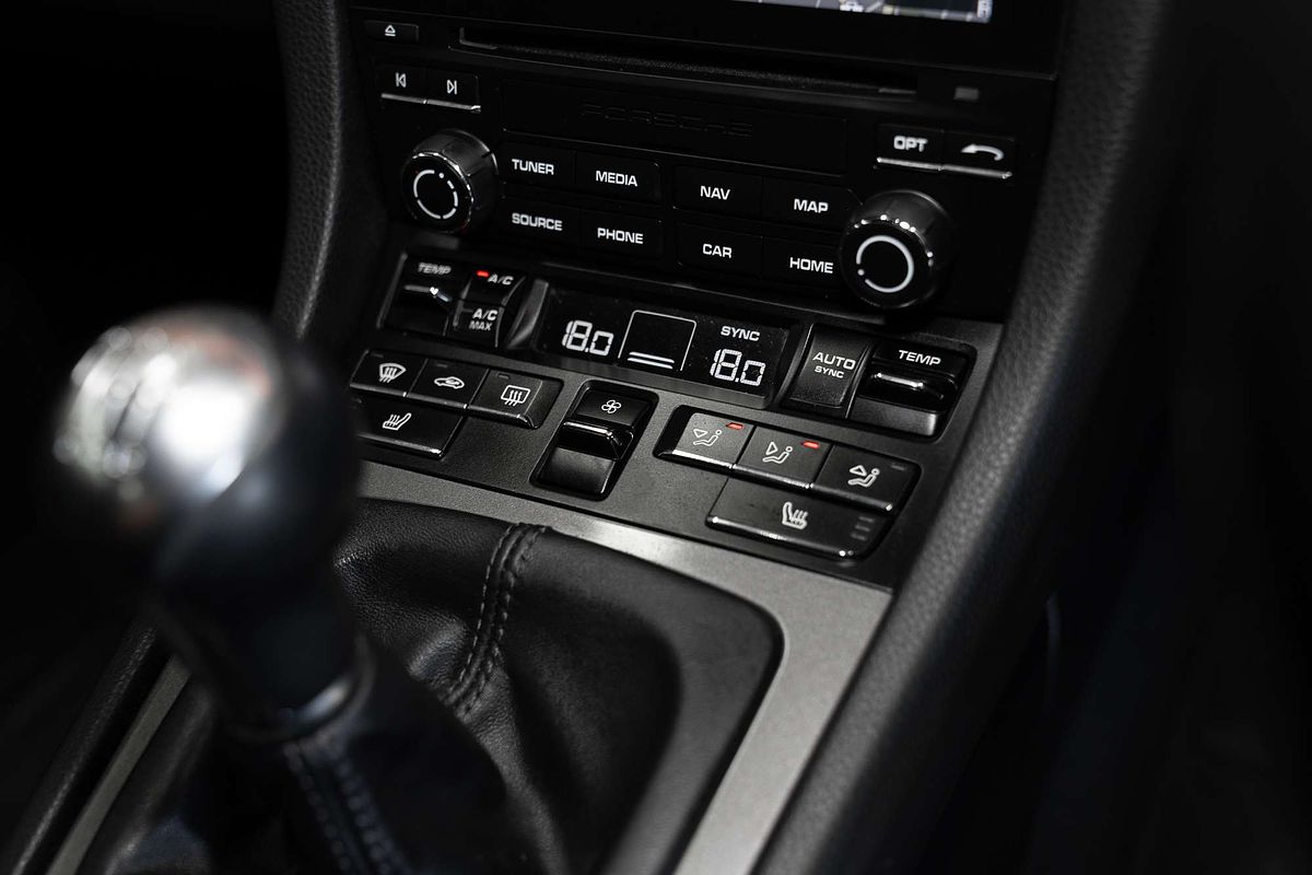 2019 Porsche 718 Cayman 982