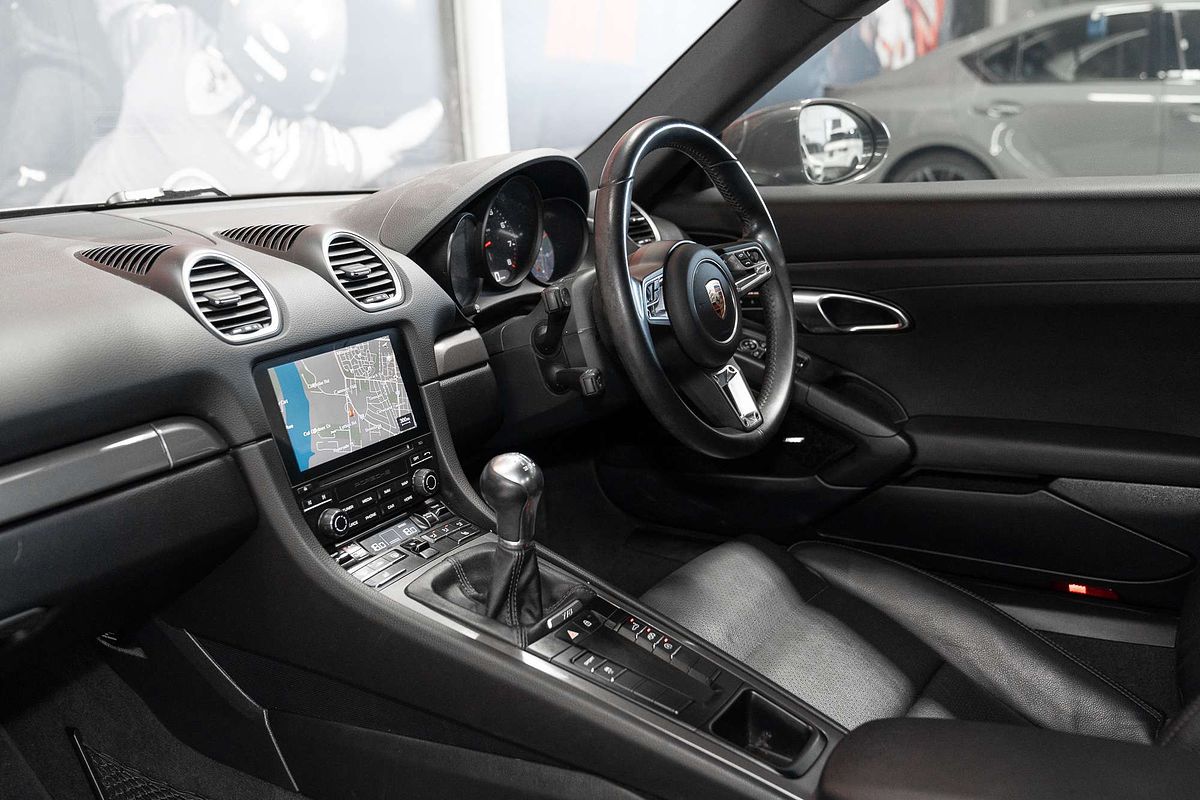 2019 Porsche 718 Cayman 982