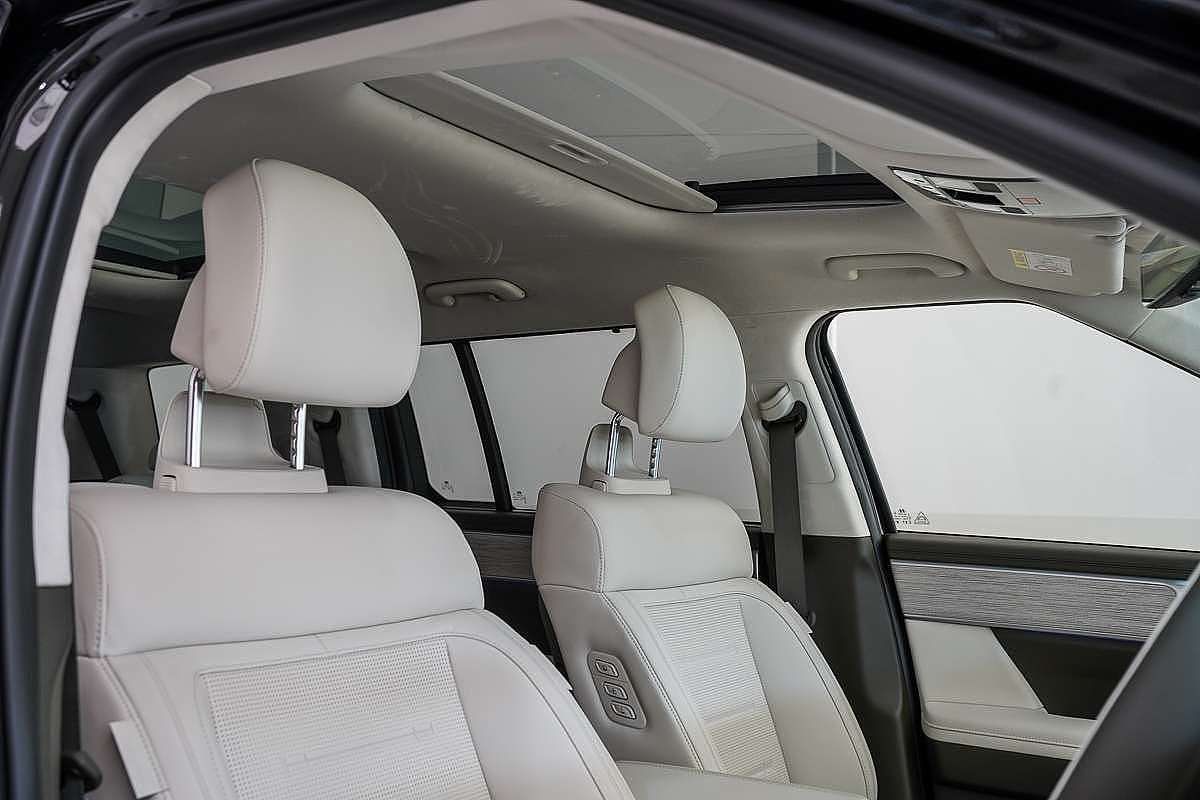 2025 Hyundai Santa Fe Calligraphy MX5.V2