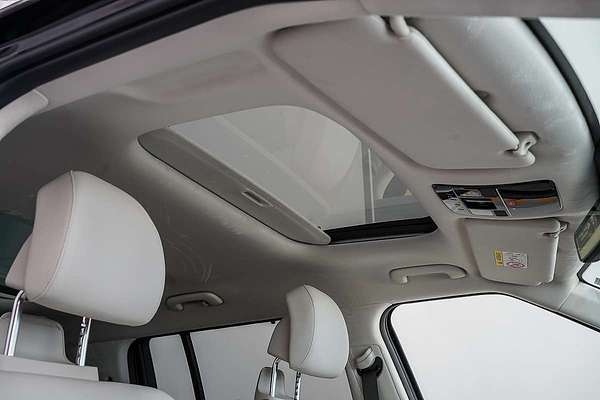 2025 Hyundai Santa Fe Calligraphy MX5.V2