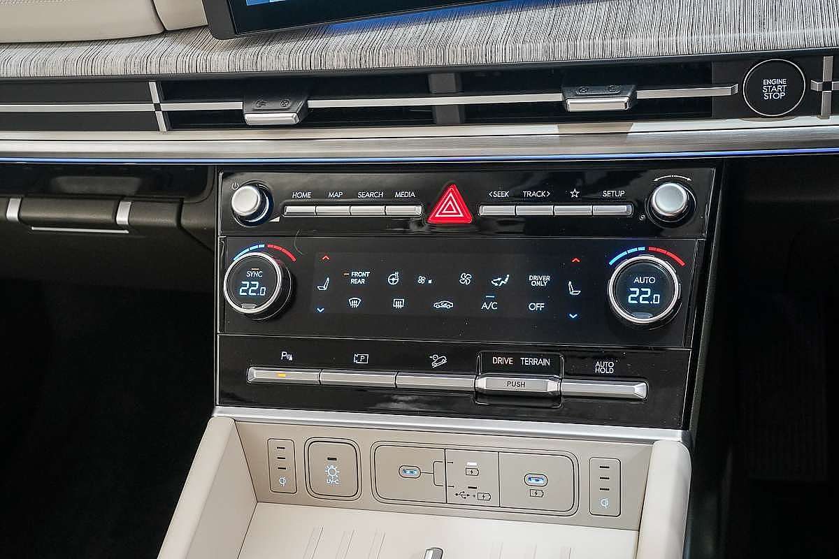 2025 Hyundai Santa Fe Calligraphy MX5.V2